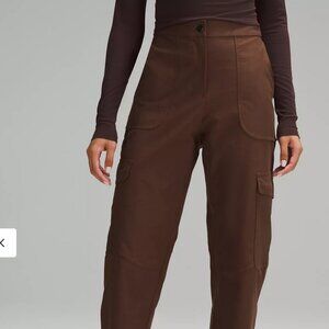 Light Utilitech Cargo Pocket High-Rise Pant Size 30 Color Brown